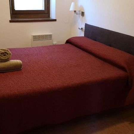 Apartament De La Lali Roní Exteriör bild