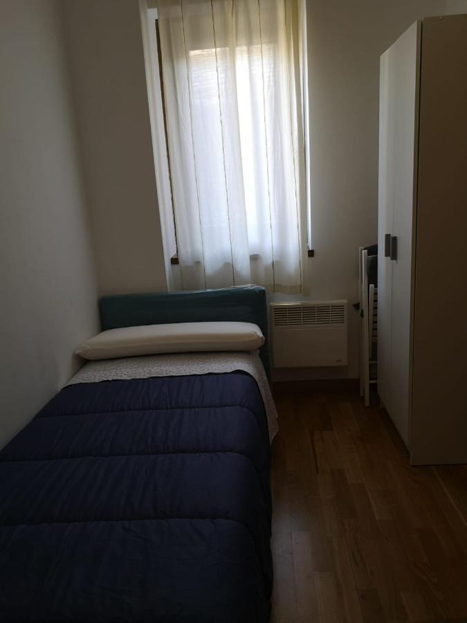 Apartament De La Lali Roní Exteriör bild